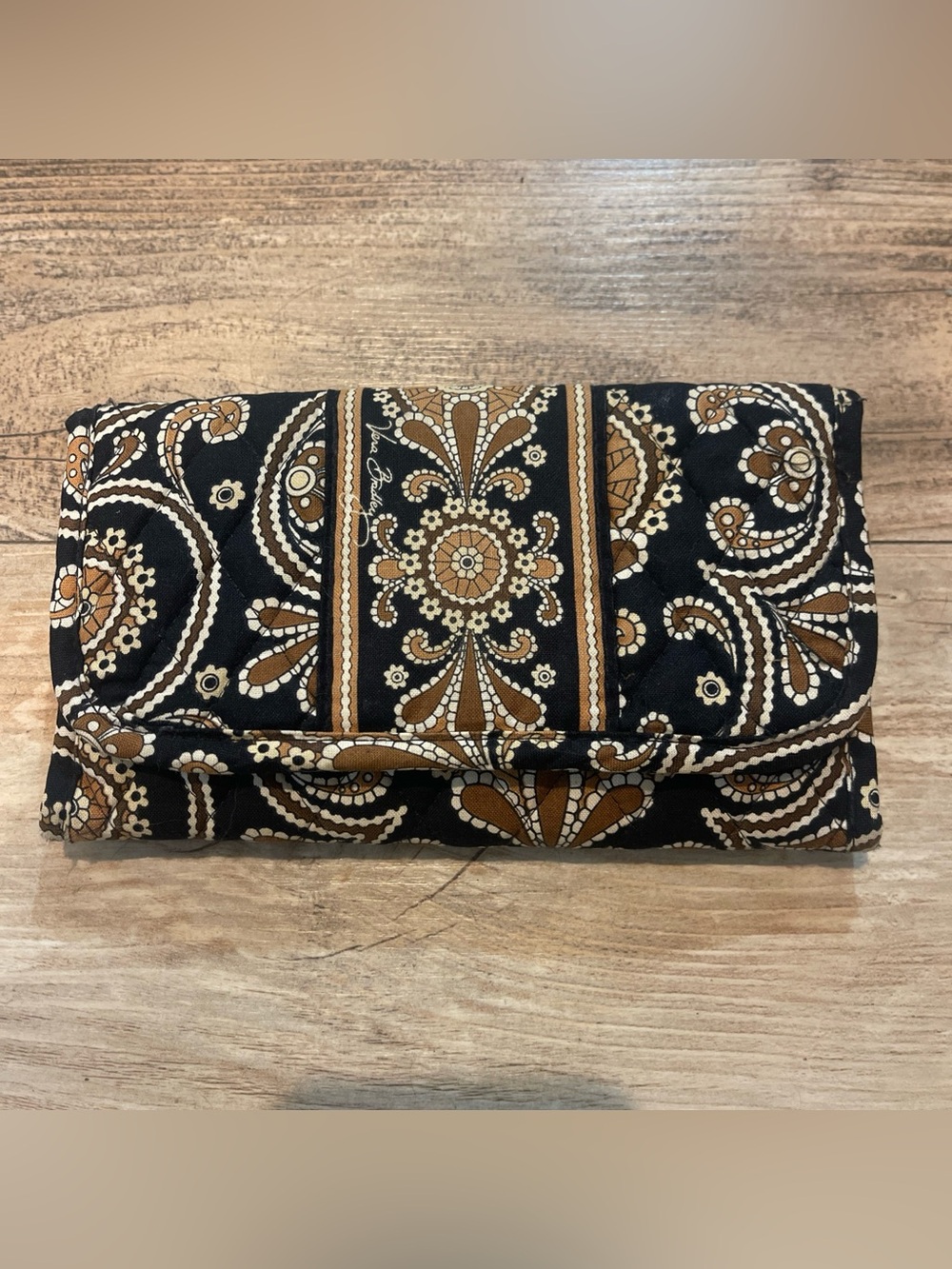 Vera Bradley Quilted Trifold Wallet Organizer Clutch Retired Pattern Caffe Latte